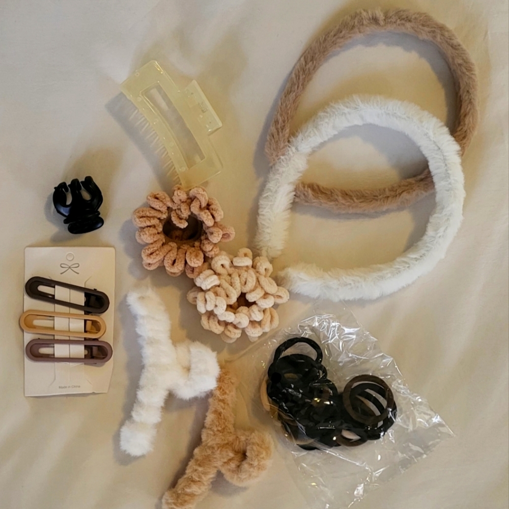Stylish Women's Hair Accessories Set - Cream, Tan, Black